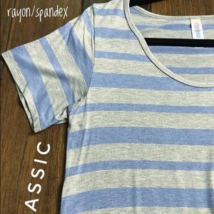 Lularoe Small Classic T LOT